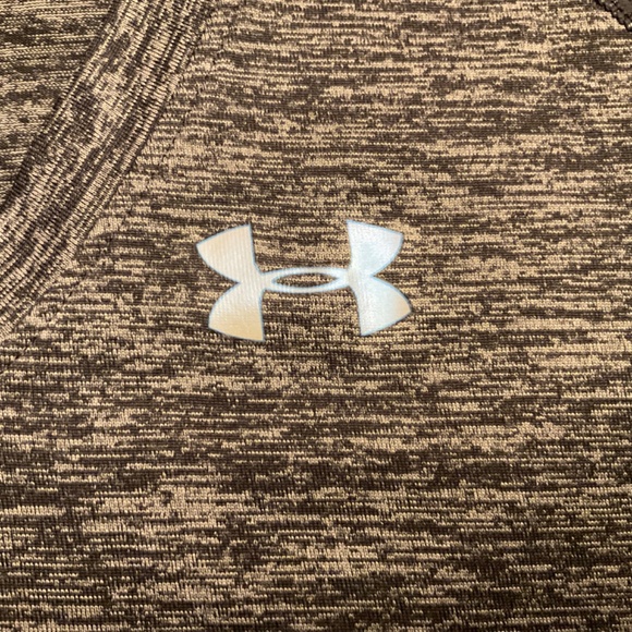 Womens Under Armour Tactical Gear HeatGear Compression V Neck T shirt XS NWOT - Picture 3 of 5